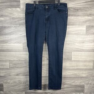 Kenneth Lopez Women's Straight Leg Dark Wash Stretch Jeans - Size‎ 16